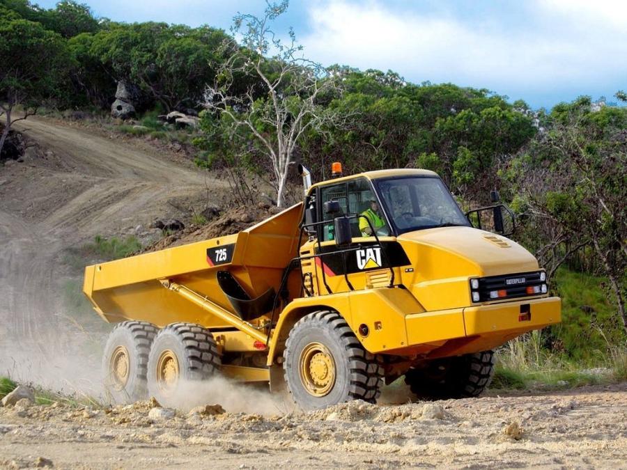  Caterpillar 725 2001 года  (фото 1 из 5)